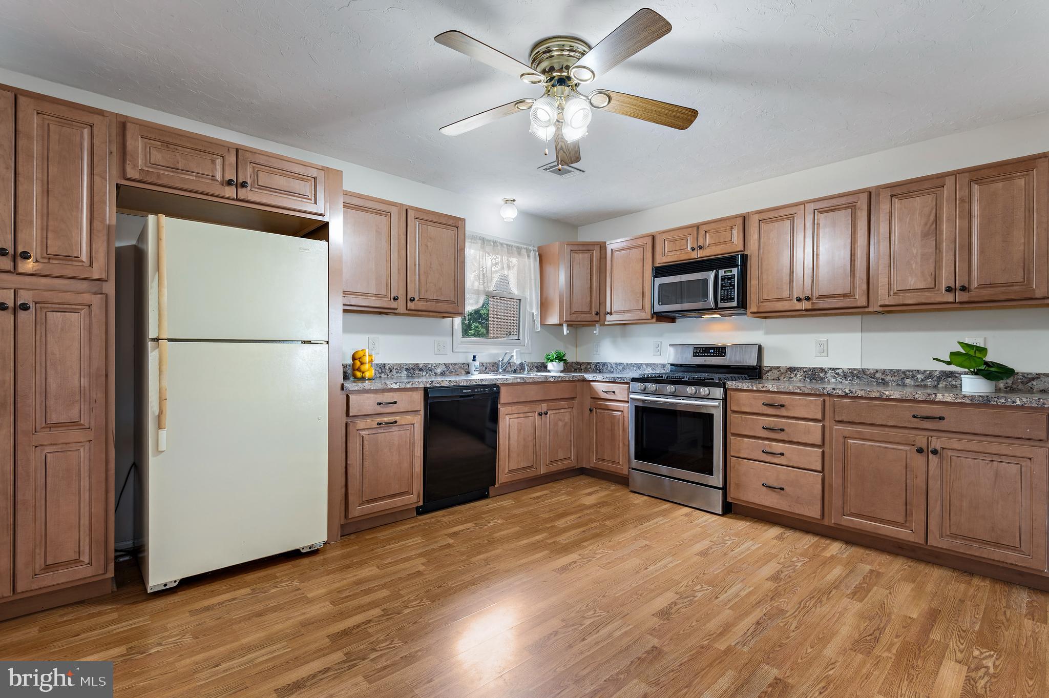 116 Edward Street Hanover, PA 17331 - Photo 8 of 33 Kitchen with Tons of Storage!