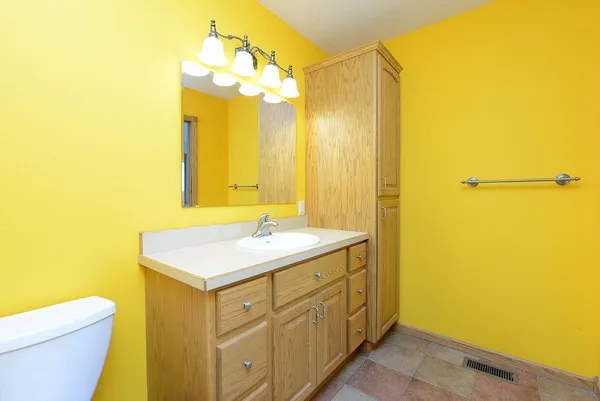 $575,000 | 1024 Sugar Drive, Argusville, ND 58005