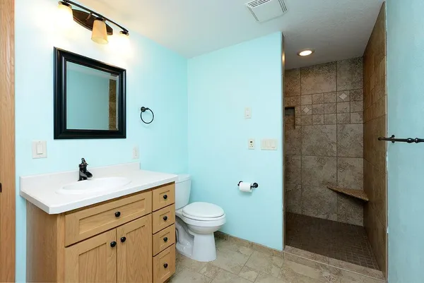 $575,000 | 1024 Sugar Drive, Argusville, ND 58005