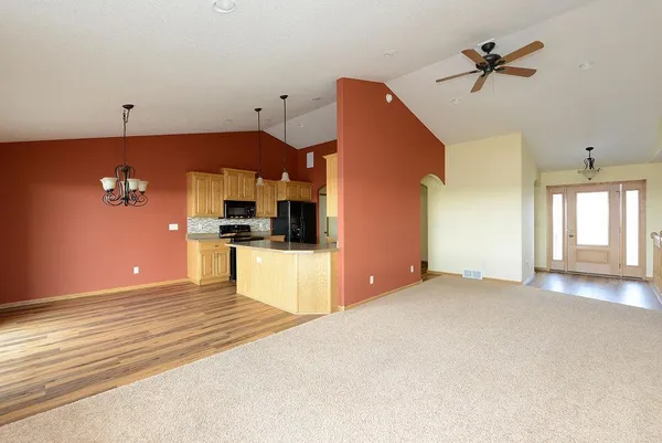 $575,000 | 1024 Sugar Drive, Argusville, ND 58005