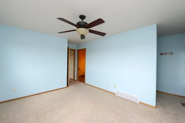 $575,000 | 1024 Sugar Drive, Argusville, ND 58005