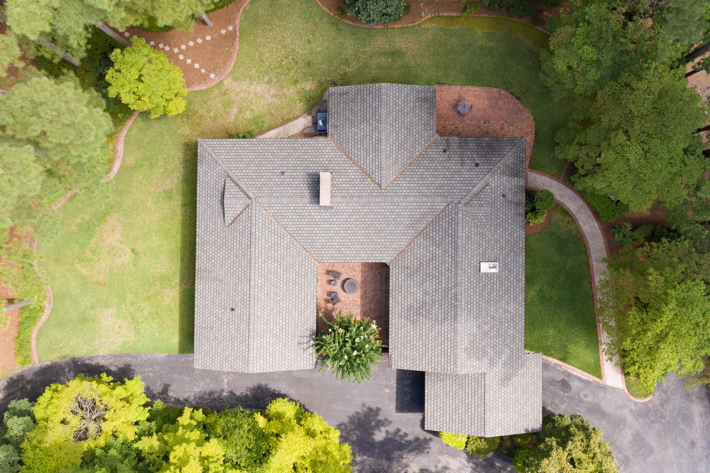 303 Crown Point Road Greenville, NC 27858 - Photo 17 of 46 303 Crown Point-13