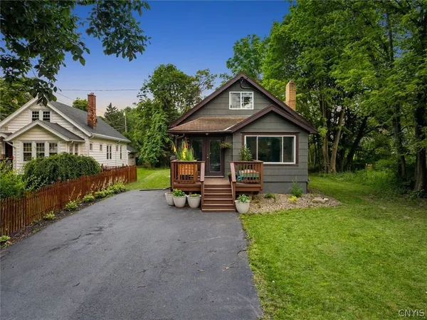 $220,000 | 5904 East Seneca Turnpike, Onondaga, NY 13078