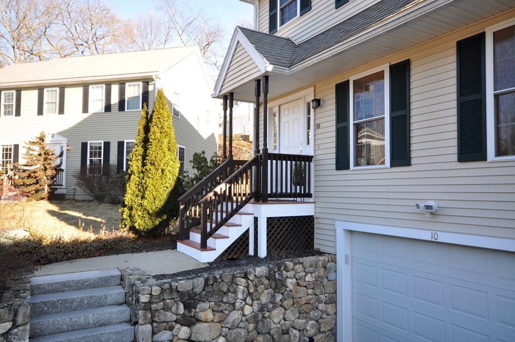 10 Knowles Farm Road Arlington, MA 02474 - Photo 2 of 41 Gallery Image 2