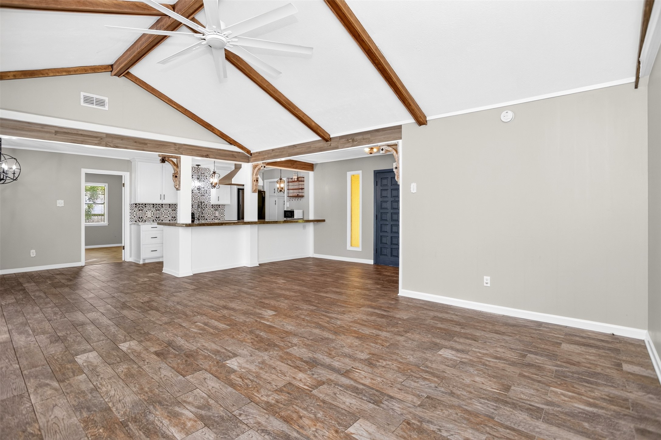 635 East Church Street Centerville, TX 75833 - Photo 6 of 33