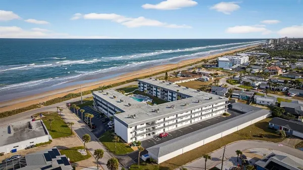 $299,900 | 2100 Ocean Shore Boulevard, Unit 2090, Ormond Beach, FL 32176