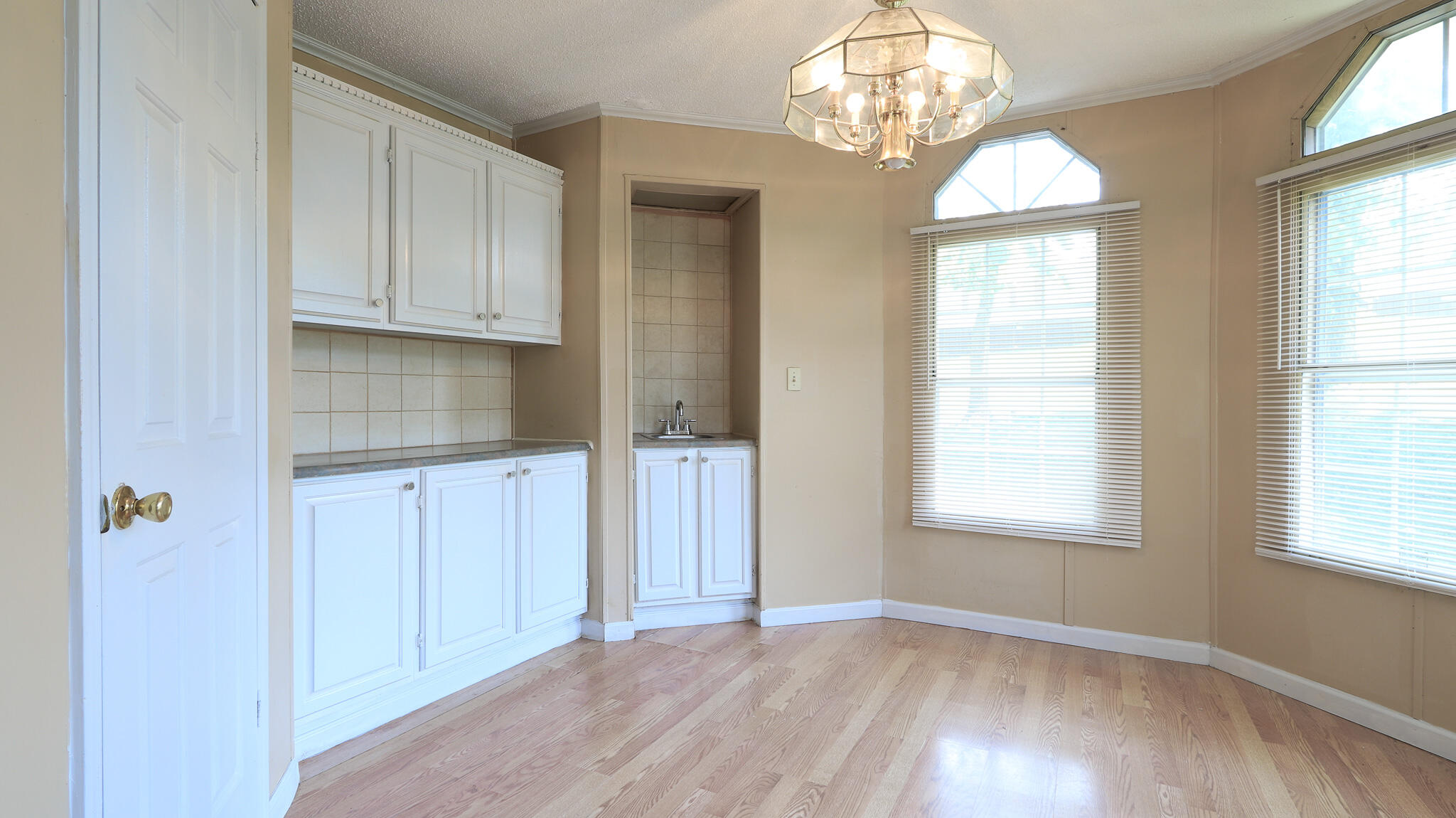 305 Haw Ridge Dock Road Piney Flats, TN 37686 - Photo 6 of 29 _MG_9216