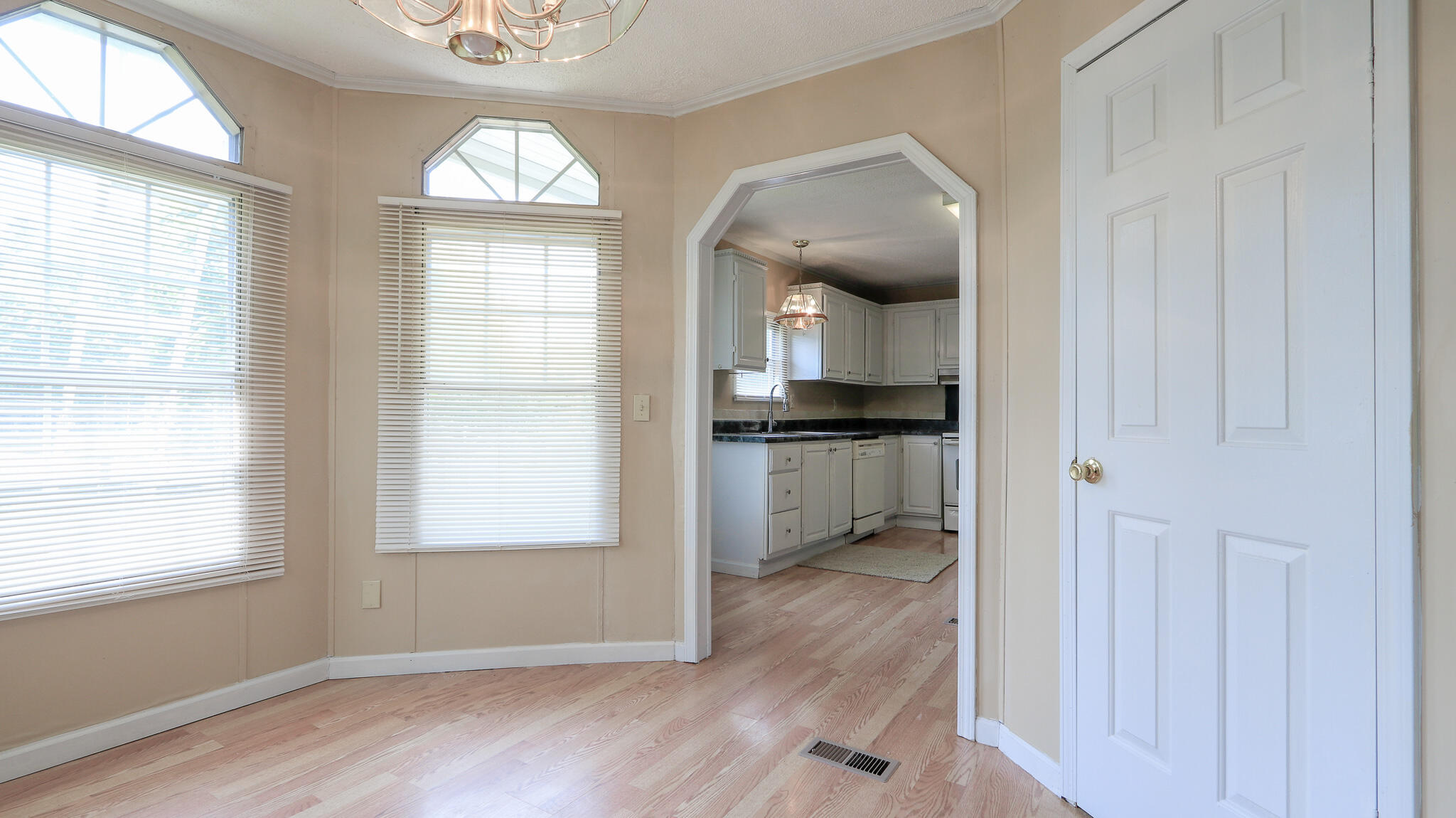 305 Haw Ridge Dock Road Piney Flats, TN 37686 - Photo 7 of 29 _MG_9222