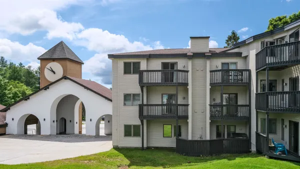 $385,000 | 318 Mountain Road, Unit A302, Ludlow, VT 05149
