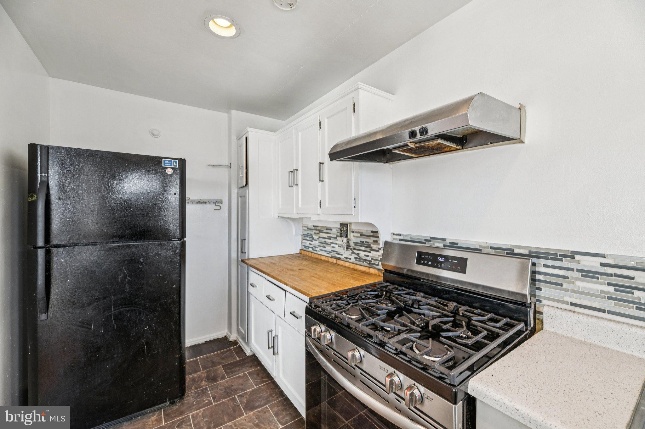 2521 Benning Road Northeast Washington, DC 20002 - Photo 7 of 22 Refreshed kitchen