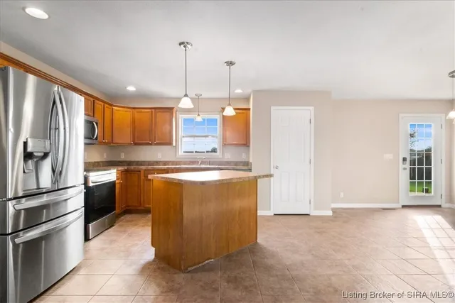 $399,900 | 13621 Prairie Drive, Evansville, IN 47725