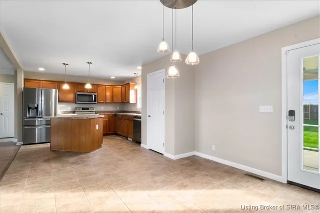 $399,900 | 13621 Prairie Drive, Evansville, IN 47725