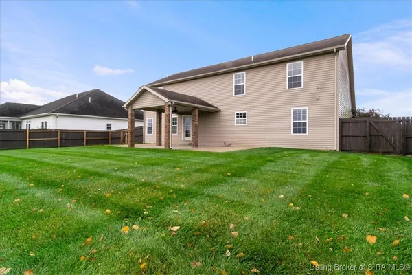 $399,900 | 13621 Prairie Drive, Evansville, IN 47725