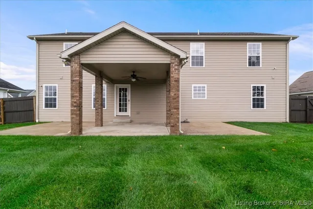 $399,900 | 13621 Prairie Drive, Evansville, IN 47725