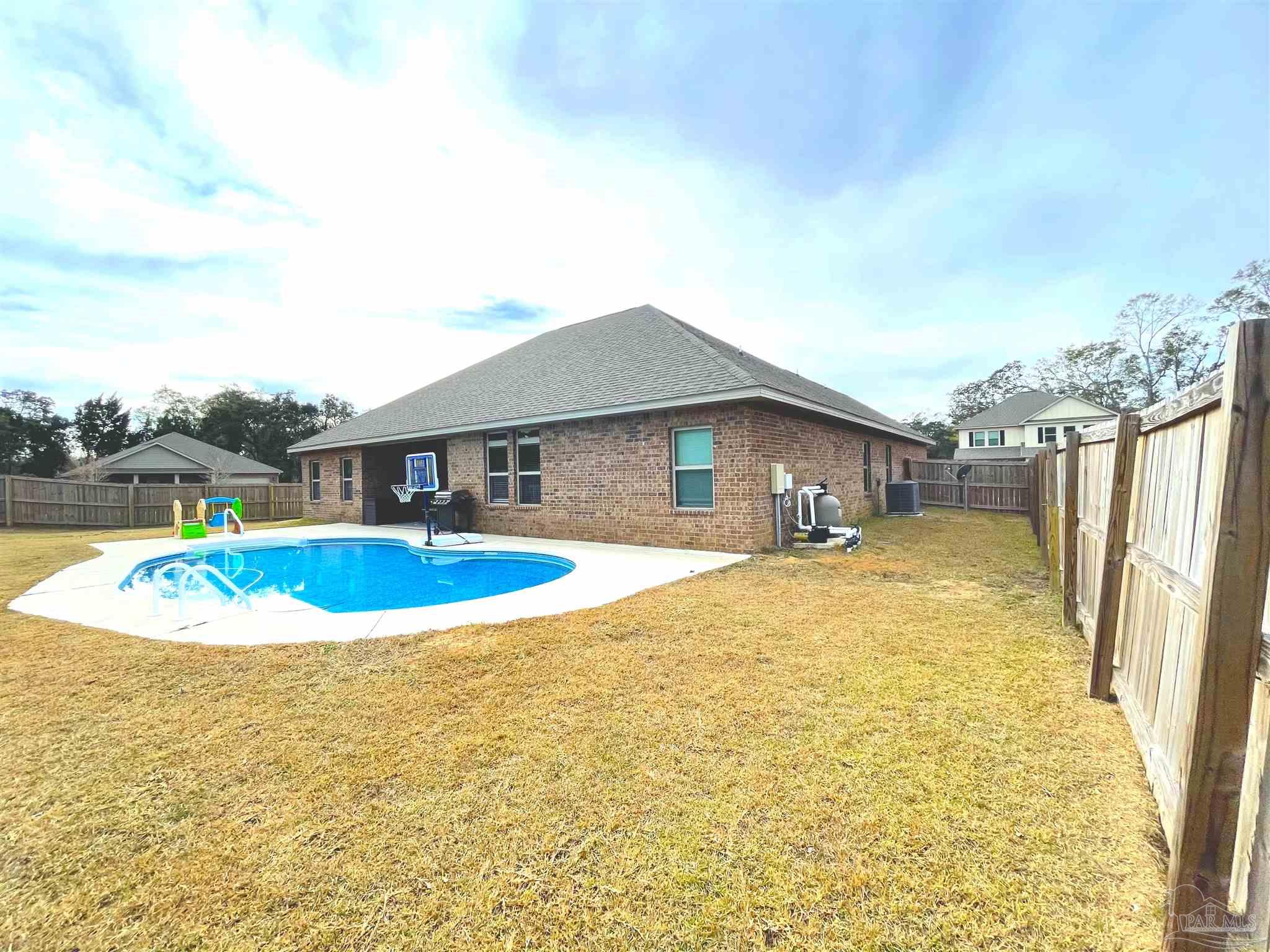 6016 Rinoak Court Pace, FL 32571 - Photo 8 of 29 Gallery Image 8