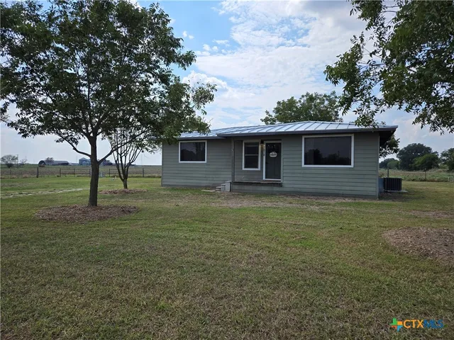 $1,250 | 7818 Barbarosa Road, New Braunfels, TX 78130