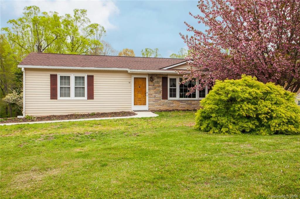 102 Liberty Road Candler, NC 28715 - Photo 1 of 17 Gallery Image 1
