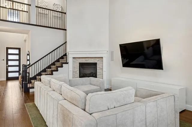 $779,000 | 12620 Royal Oaks Lane, Farmers Branch, TX 75234