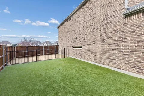 $779,000 | 12620 Royal Oaks Lane, Farmers Branch, TX 75234