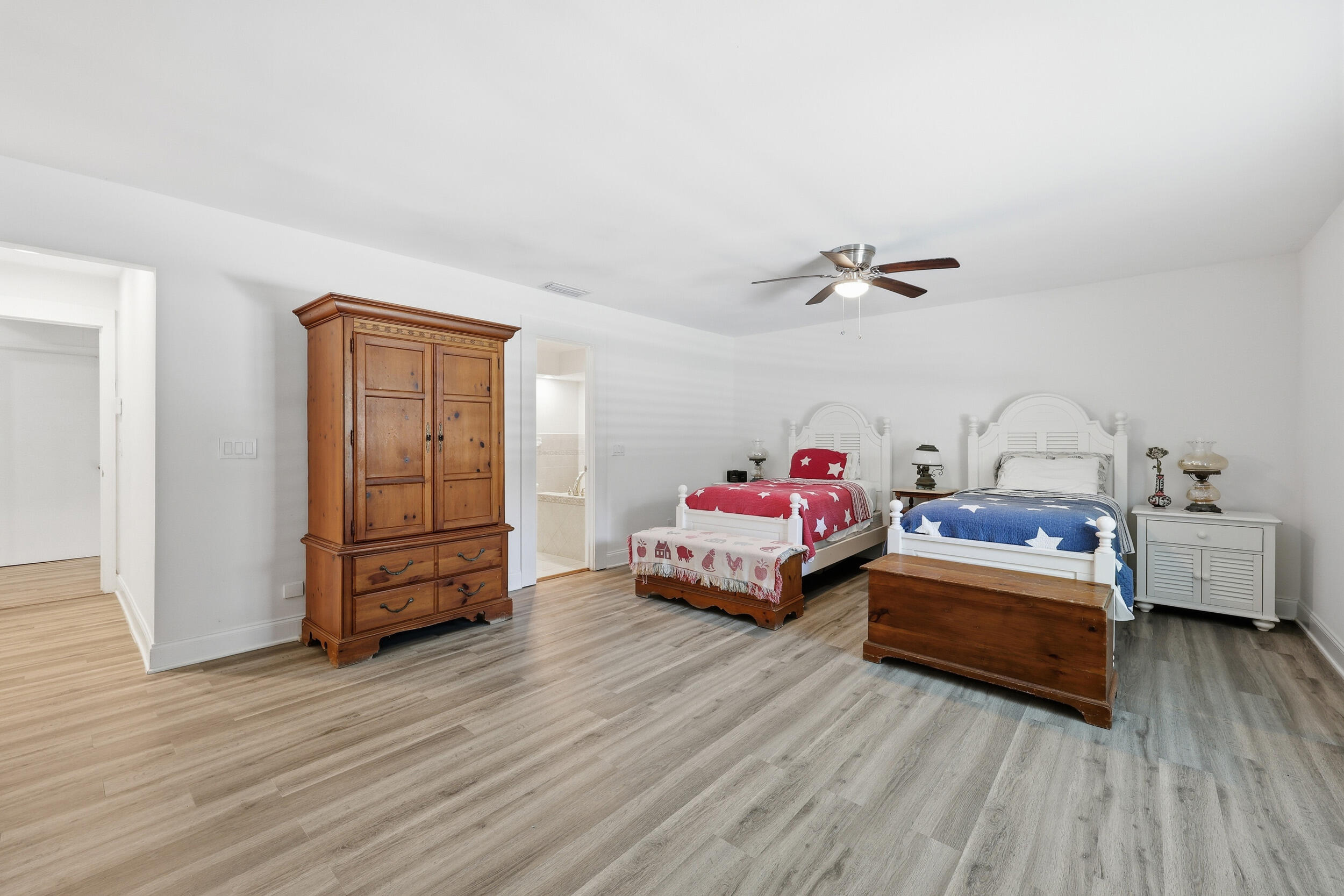 10297 Sandy Run Road Jupiter, FL 33478 - Photo 17 of 50 Primary Bedroom