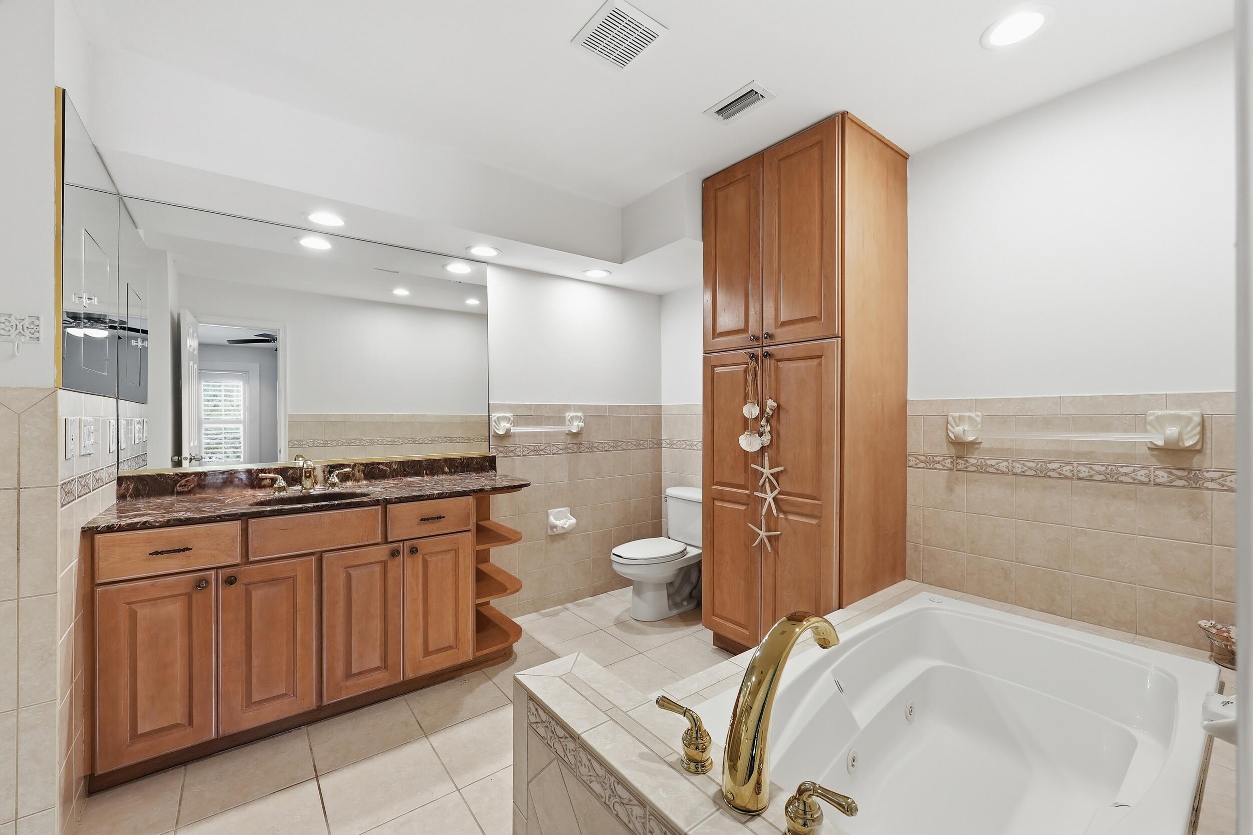 10297 Sandy Run Road Jupiter, FL 33478 - Photo 19 of 50 Primary Bathroom