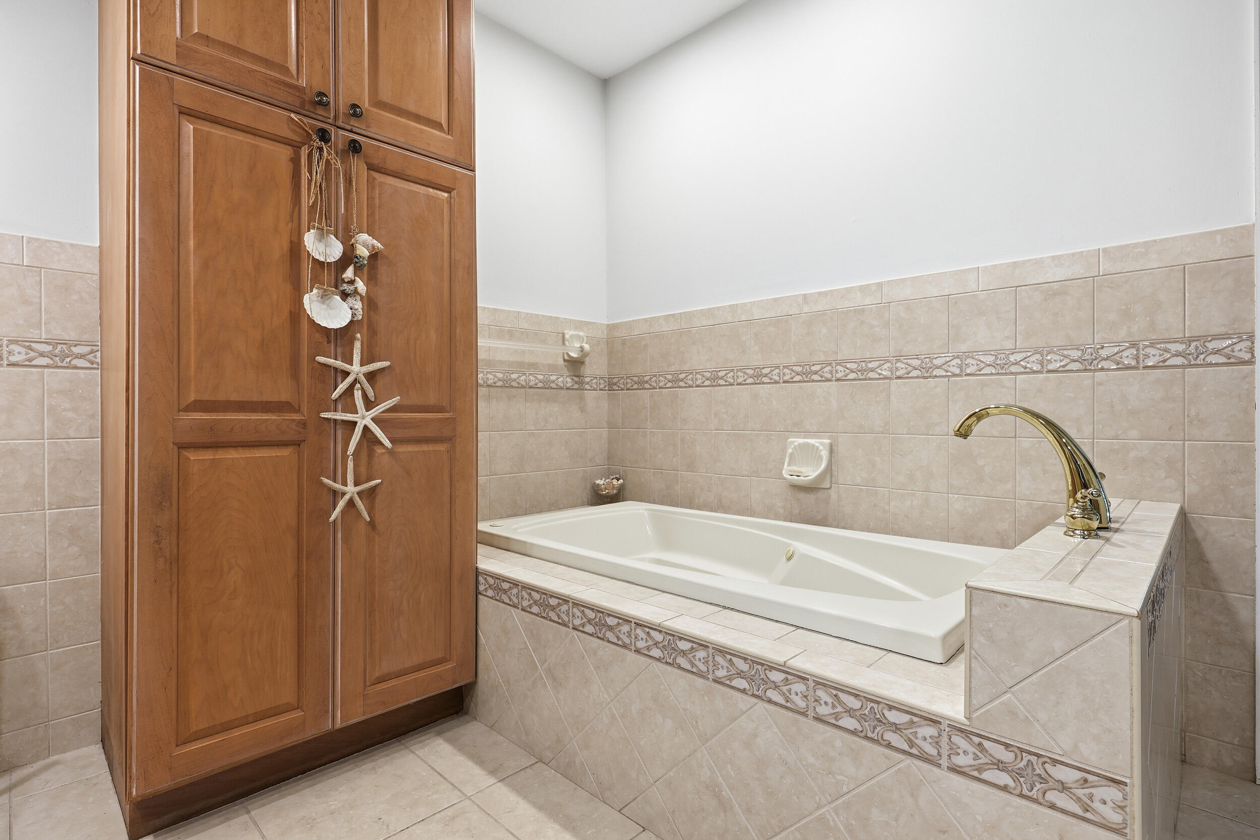10297 Sandy Run Road Jupiter, FL 33478 - Photo 20 of 50 Primary Bathroom