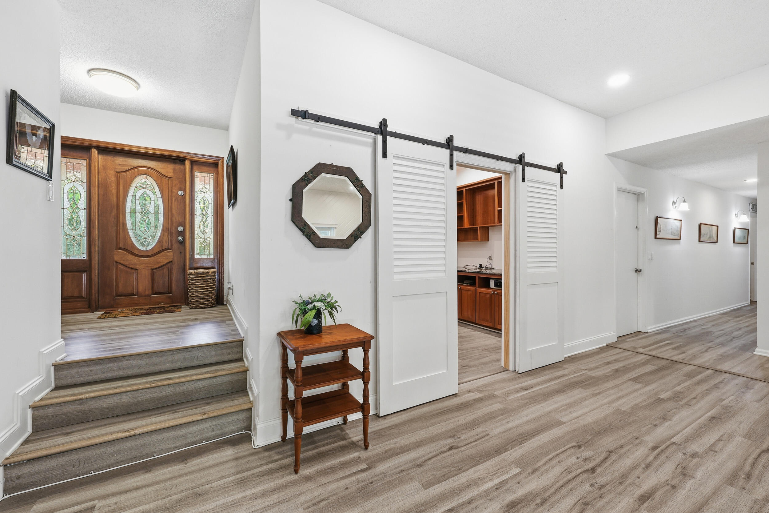 10297 Sandy Run Road Jupiter, FL 33478 - Photo 4 of 50 Entry Way