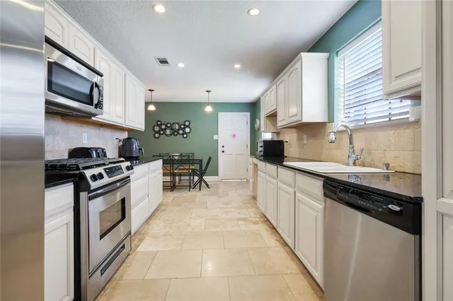 $2,990 | 1550 Aris Avenue, Metairie, LA 70005