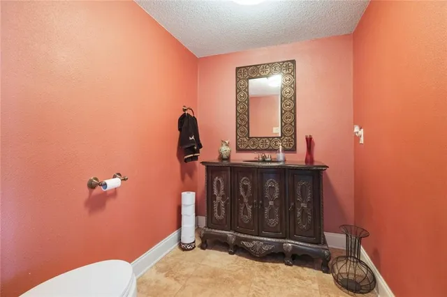 $2,990 | 1550 Aris Avenue, Metairie, LA 70005