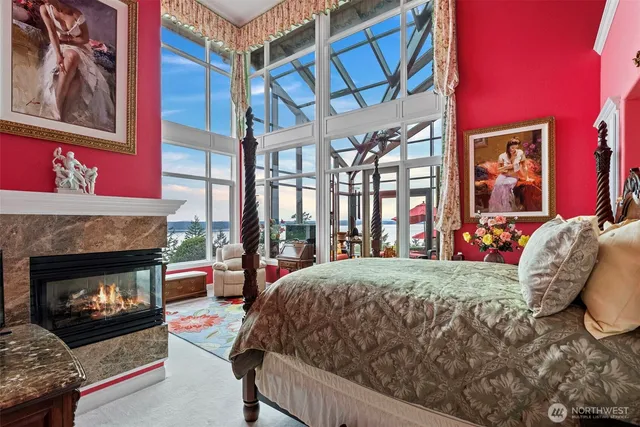 $4,900,000 | 1022 7th Court, Fox Island, WA 98333