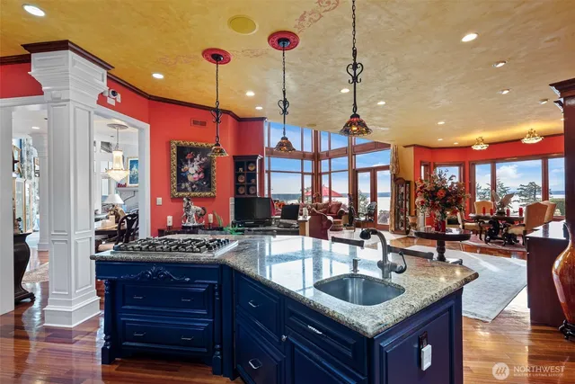 $4,900,000 | 1022 7th Court, Fox Island, WA 98333