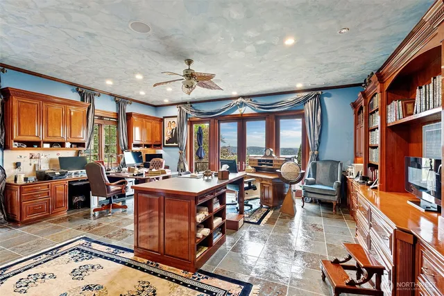 $4,900,000 | 1022 7th Court, Fox Island, WA 98333