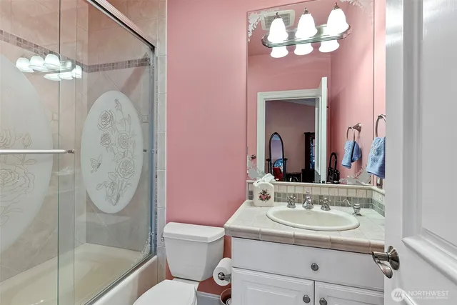 $4,900,000 | 1022 7th Court, Fox Island, WA 98333