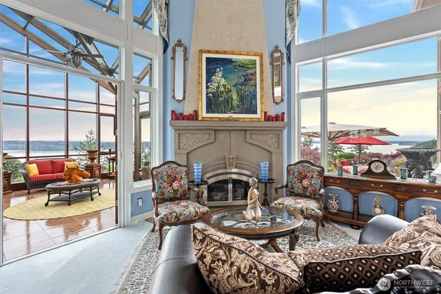 $4,900,000 | 1022 7th Court, Fox Island, WA 98333