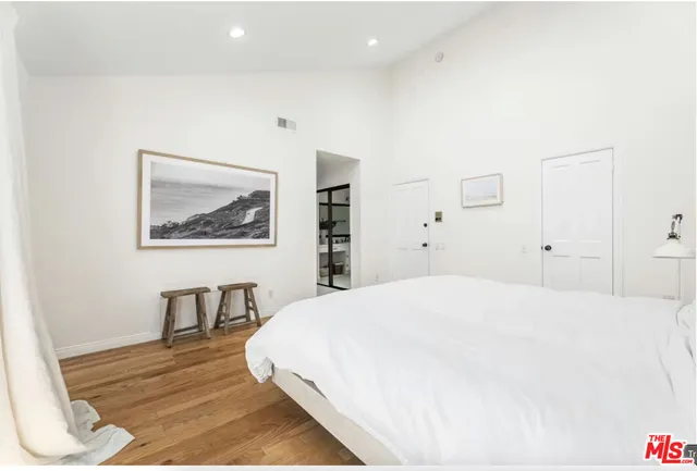 $6,250 | 1108 18th Street, Unit 5, Santa Monica, CA 90403