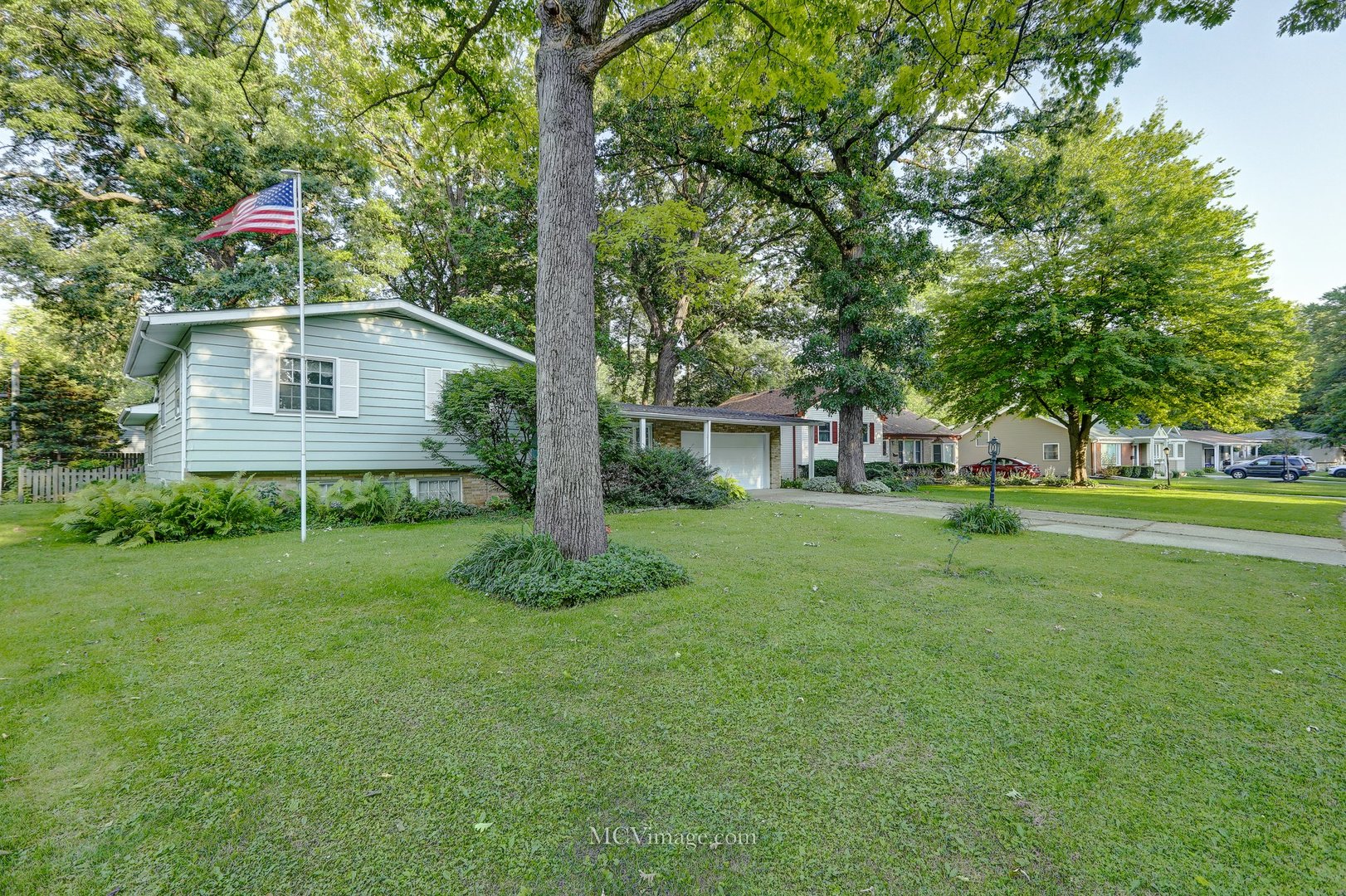 49 Briarcliff Road Montgomery, IL 60538 - Photo 3 of 30