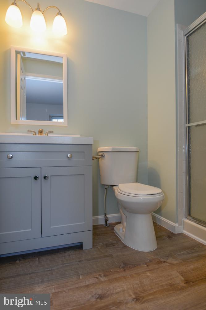 10596 Reed's Landing Circle Burke, VA 22015 - Photo 22 of 44 Renovated bathrooms.