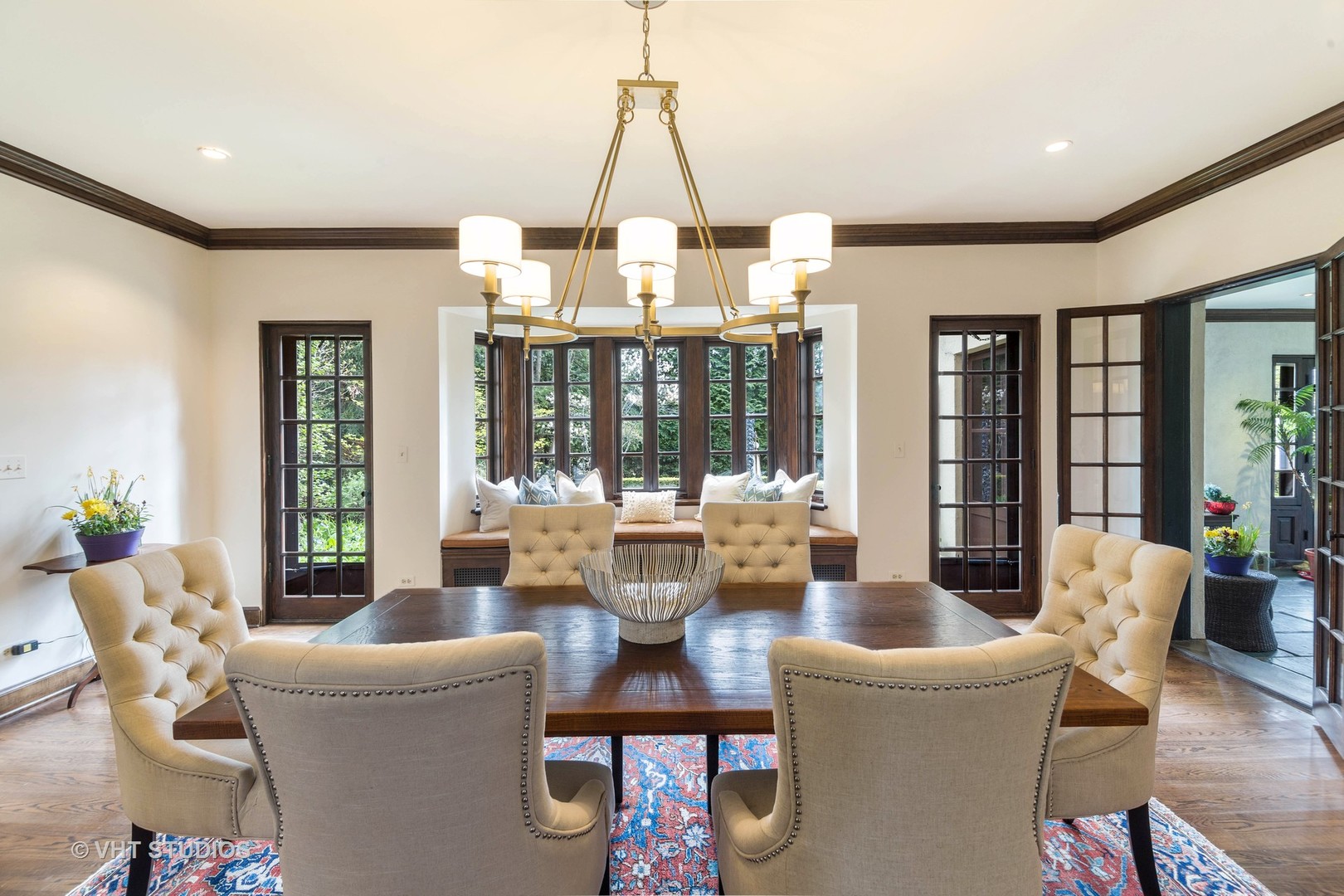 656 Ardsley Road Winnetka, IL 60093 - Photo 4 of 32