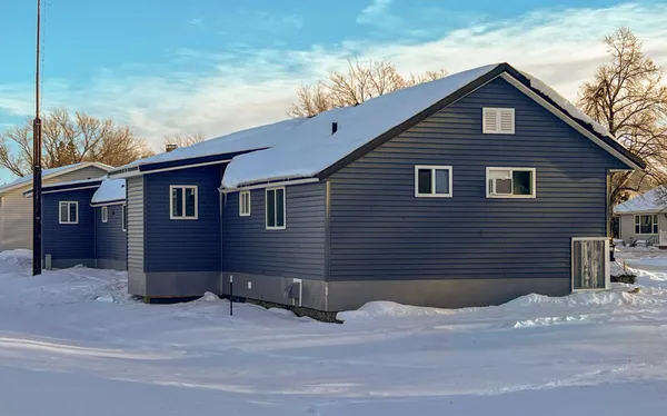 $329,500 | 605 Carlson Place, Henning, MN 56551