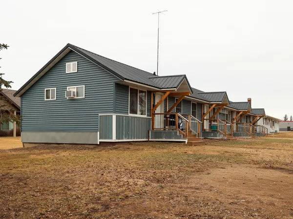 $329,500 | 605 Carlson Place, Henning, MN 56551