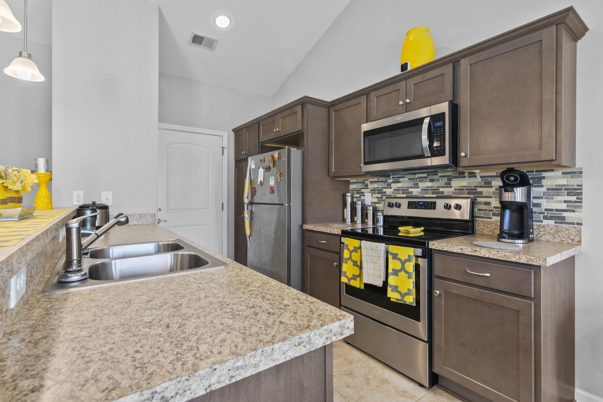 176 Springtide Drive Conway, SC 29527 - Photo 21 of 37