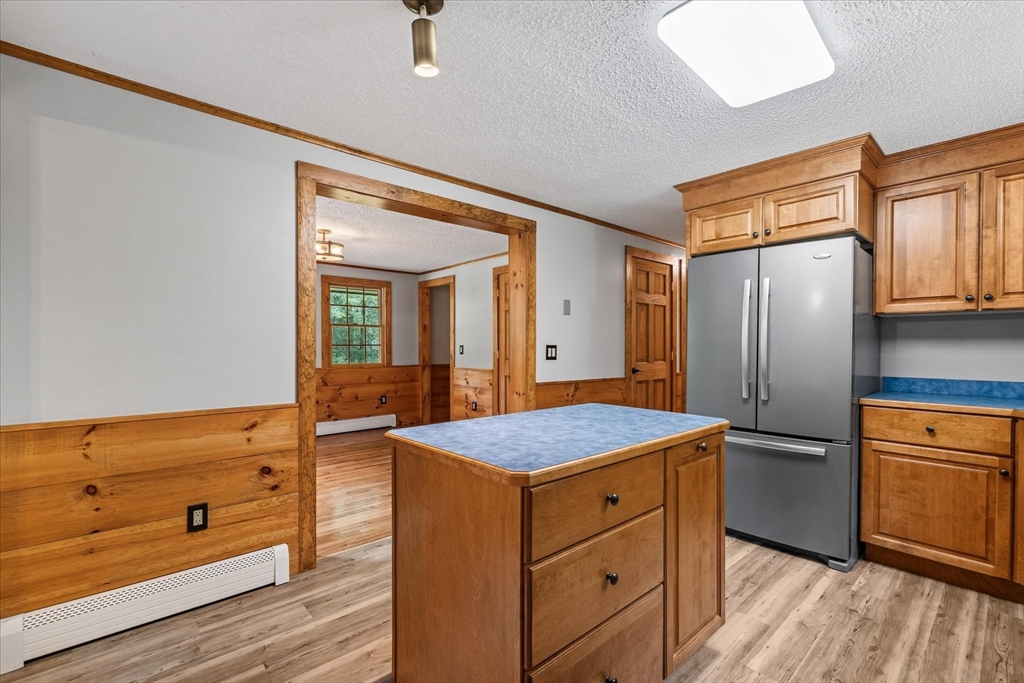481 Hubbardston Road Templeton, MA 01468 - Photo 16 of 42