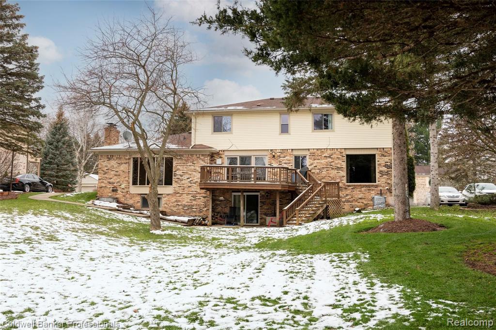 433 Lake Forest Road Rochester Hills, MI 48309 - Photo 32 of 38