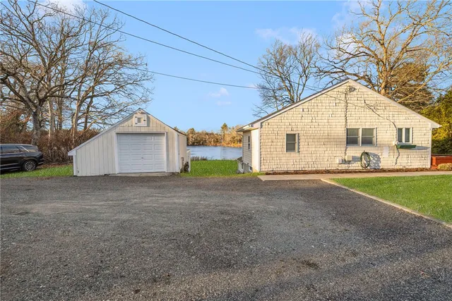 $2,250 | 8 Pine Lane, Coventry, RI 02816