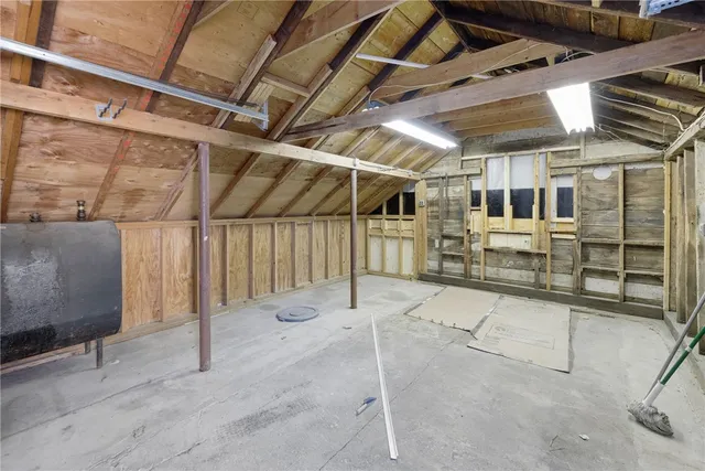 $2,250 | 8 Pine Lane, Coventry, RI 02816