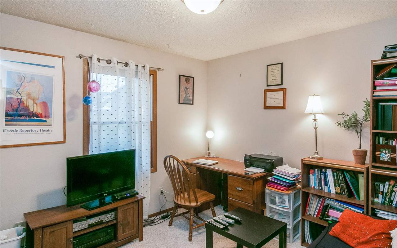 1964 Holiday Road Coralville, IA 52241 - Photo 17 of 23 Gallery Image 17