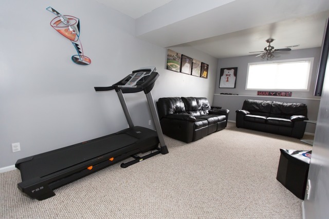 117 Evergreen Street Addison, IL 60101 - Photo 7 of 8