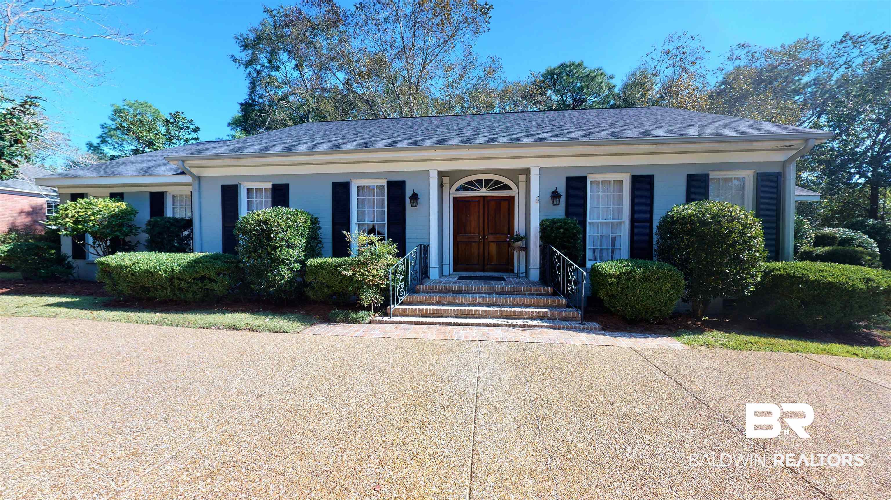 625 East Cumberland Road Mobile, AL 36608 - Photo 1 of 37