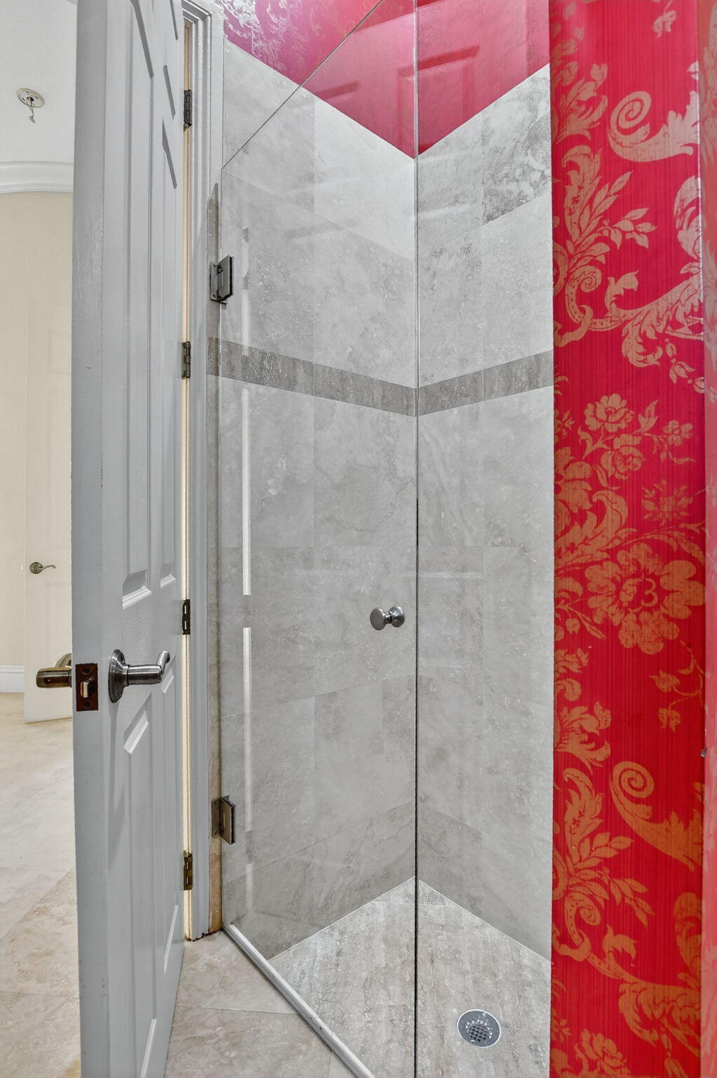 9833 Palma Vista Way Boca Raton, FL 33428 - Photo 20 of 45 First Floor Shower