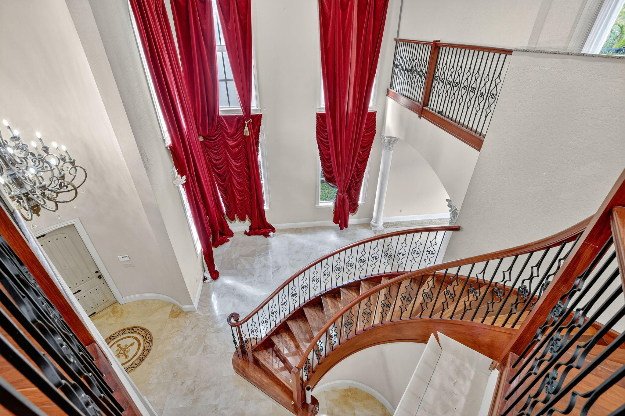 9833 Palma Vista Way Boca Raton, FL 33428 - Photo 6 of 45 High Volume ceilings
